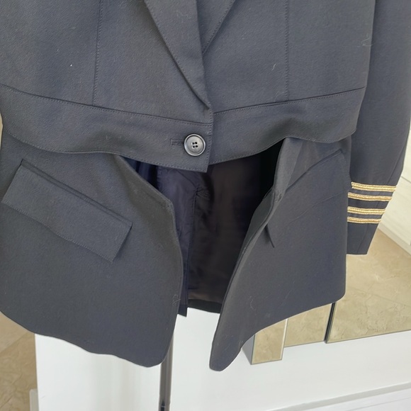 SMYTHE CONVERTIBLE BLAZER WITH GOLD EPAULETTES - Picture 6 of 10
